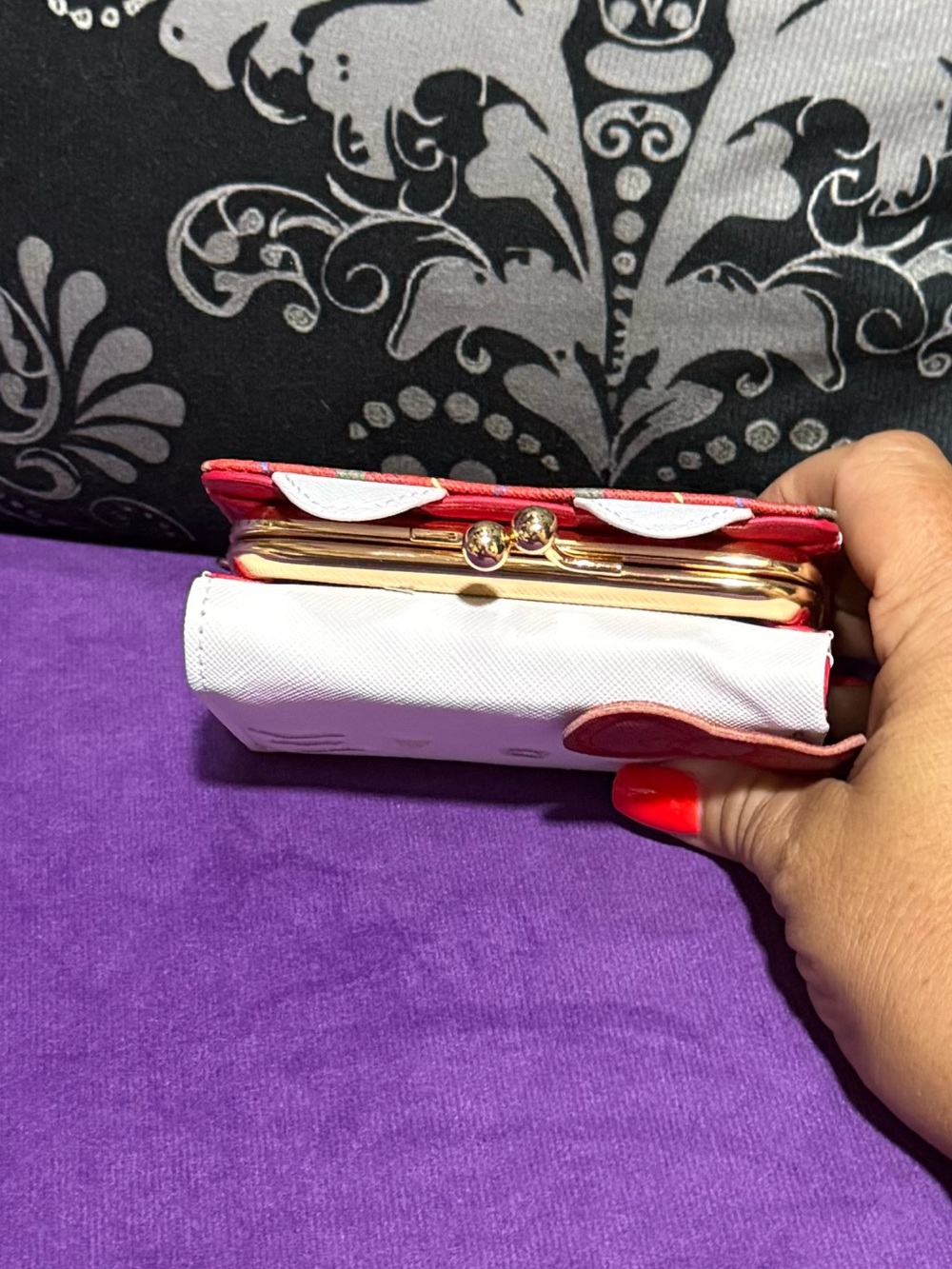 Hello Kitty Wallet - Picture 4 of 5